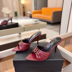 YSL「SAINT LAURENT*」 夏季新品 金属头优雅大气高跟凉鞋——————————全新春夏系列 YSL「SAINT LAURENT*」 夏季新品 金属头优雅大气高跟凉鞋——————————全新春夏系列