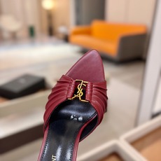 YSL「SAINT LAURENT*」 夏季新品 金属头优雅大气高跟凉鞋——————————全新春夏系列 YSL「SAINT LAURENT*」 夏季新品 金属头优雅大气高跟凉鞋——————————全新春夏系列