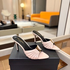 YSL「SAINT LAURENT*」 夏季新品 金属头优雅大气高跟凉鞋——————————全新春夏系列 YSL「SAINT LAURENT*」 夏季新品 金属头优雅大气高跟凉鞋——————————全新春夏系列