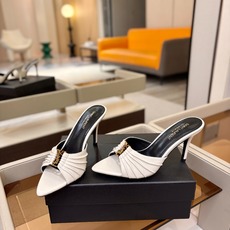 YSL「SAINT LAURENT*」 夏季新品 金属头优雅大气高跟凉鞋——————————全新春夏系列 YSL「SAINT LAURENT*」 夏季新品 金属头优雅大气高跟凉鞋——————————全新春夏系列