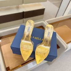 Le Silla 胶片透明尖头细跟凉拖|氛围感天花板谁能拒绝一双温柔到骨子里的胶片高跟拖!通透PVC鞋 Le Silla 胶片透明尖头细跟凉拖|氛围感天花板谁能拒绝一双温柔到骨子里的胶片高跟拖!通透PVC鞋
