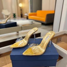 Le Silla 胶片透明尖头细跟凉拖|氛围感天花板谁能拒绝一双温柔到骨子里的胶片高跟拖!通透PVC鞋 Le Silla 胶片透明尖头细跟凉拖|氛围感天花板谁能拒绝一双温柔到骨子里的胶片高跟拖!通透PVC鞋