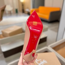 (经典款) 质感立体穿出时尚芭莎的气质 优质皮里更加柔软透气,无敌瘦腿,穿上立马拉升腿的长度~涵深刻,洞察犀利! 走量, (经典款) 质感立体穿出时尚芭莎的气质 优质皮里更加柔软透气,无敌瘦腿,穿上立马拉升腿的长度~涵深刻,洞察犀利! 走量,