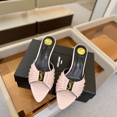 YSL「SAINT LAURENT*」 夏季新品 尖头优雅大气高跟拖鞋 —————————— 尖头设计拉长腿部线条, YSL「SAINT LAURENT*」 夏季新品 尖头优雅大气高跟拖鞋 —————————— 尖头设计拉长腿部线条,