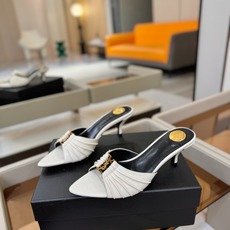YSL「SAINT LAURENT*」 夏季新品 尖头优雅大气高跟拖鞋 —————————— 尖头设计拉长腿部线条, YSL「SAINT LAURENT*」 夏季新品 尖头优雅大气高跟拖鞋 —————————— 尖头设计拉长腿部线条,