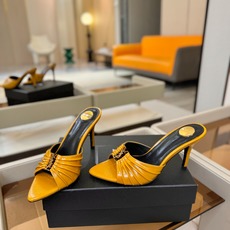 YSL「SAINT LAURENT*」 夏季新品 尖头优雅大气高跟拖鞋 —————————— 尖头设计拉长腿部线条, YSL「SAINT LAURENT*」 夏季新品 尖头优雅大气高跟拖鞋 —————————— 尖头设计拉长腿部线条,