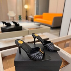 YSL「SAINT LAURENT*」 夏季新品 尖头优雅大气高跟拖鞋 —————————— 尖头设计拉长腿部线条, YSL「SAINT LAURENT*」 夏季新品 尖头优雅大气高跟拖鞋 —————————— 尖头设计拉长腿部线条,