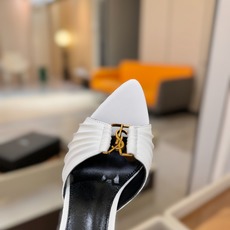 YSL「SAINT LAURENT*」 夏季新品 尖头优雅大气高跟拖鞋 —————————— 尖头设计拉长腿部线条, YSL「SAINT LAURENT*」 夏季新品 尖头优雅大气高跟拖鞋 —————————— 尖头设计拉长腿部线条,