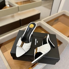 YSL「SAINT LAURENT*」 夏季新品 尖头优雅大气高跟拖鞋 —————————— 尖头设计拉长腿部线条, YSL「SAINT LAURENT*」 夏季新品 尖头优雅大气高跟拖鞋 —————————— 尖头设计拉长腿部线条,
