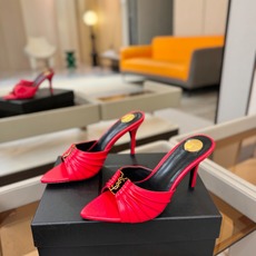 YSL「SAINT LAURENT*」 夏季新品 尖头优雅大气高跟拖鞋 —————————— 尖头设计拉长腿部线条, YSL「SAINT LAURENT*」 夏季新品 尖头优雅大气高跟拖鞋 —————————— 尖头设计拉长腿部线条,