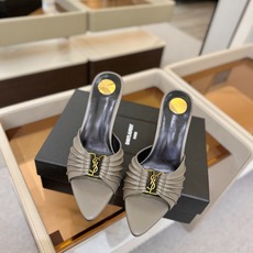 YSL「SAINT LAURENT*」 夏季新品 尖头优雅大气高跟拖鞋 —————————— 尖头设计拉长腿部线条, YSL「SAINT LAURENT*」 夏季新品 尖头优雅大气高跟拖鞋 —————————— 尖头设计拉长腿部线条,
