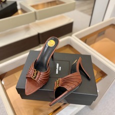 YSL「SAINT LAURENT*」 夏季新品 尖头优雅大气高跟拖鞋 —————————— 尖头设计拉长腿部线条, YSL「SAINT LAURENT*」 夏季新品 尖头优雅大气高跟拖鞋 —————————— 尖头设计拉长腿部线条,