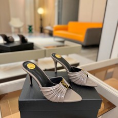 YSL「SAINT LAURENT*」 夏季新品 尖头优雅大气高跟拖鞋 —————————— 尖头设计拉长腿部线条, YSL「SAINT LAURENT*」 夏季新品 尖头优雅大气高跟拖鞋 —————————— 尖头设计拉长腿部线条,