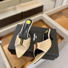 YSL「SAINT LAURENT*」 夏季新品 金属头优雅大气高跟凉鞋 —————————— 全新春夏系列后带方扣高 YSL「SAINT LAURENT*」 夏季新品 金属头优雅大气高跟凉鞋 —————————— 全新春夏系列后带方扣高
