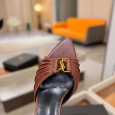 YSL「SAINT LAURENT*」 夏季新品 尖头优雅大气高跟拖鞋 —————————— 尖头设计拉长腿部线条, YSL「SAINT LAURENT*」 夏季新品 尖头优雅大气高跟拖鞋 —————————— 尖头设计拉长腿部线条,