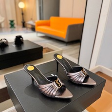 YSL「SAINT LAURENT*」 夏季新品 尖头优雅大气高跟拖鞋 —————————— 尖头设计拉长腿部线条, YSL「SAINT LAURENT*」 夏季新品 尖头优雅大气高跟拖鞋 —————————— 尖头设计拉长腿部线条,