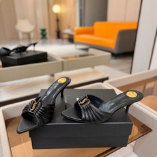 YSL「SAINT LAURENT*」 夏季新品 尖头优雅大气高跟拖鞋 —————————— 尖头设计拉长腿部线条, YSL「SAINT LAURENT*」 夏季新品 尖头优雅大气高跟拖鞋 —————————— 尖头设计拉长腿部线条,