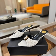 YSL「SAINT LAURENT*」 夏季新品 尖头优雅大气高跟拖鞋 —————————— 尖头设计拉长腿部线条, YSL「SAINT LAURENT*」 夏季新品 尖头优雅大气高跟拖鞋 —————————— 尖头设计拉长腿部线条,