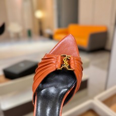 YSL「SAINT LAURENT*」 夏季新品 尖头优雅大气高跟拖鞋 —————————— 尖头设计拉长腿部线条, YSL「SAINT LAURENT*」 夏季新品 尖头优雅大气高跟拖鞋 —————————— 尖头设计拉长腿部线条,