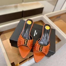 YSL「SAINT LAURENT*」 夏季新品 尖头优雅大气高跟拖鞋 —————————— 尖头设计拉长腿部线条, YSL「SAINT LAURENT*」 夏季新品 尖头优雅大气高跟拖鞋 —————————— 尖头设计拉长腿部线条,
