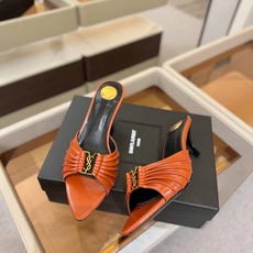 YSL「SAINT LAURENT*」 夏季新品 尖头优雅大气高跟拖鞋 —————————— 尖头设计拉长腿部线条, YSL「SAINT LAURENT*」 夏季新品 尖头优雅大气高跟拖鞋 —————————— 尖头设计拉长腿部线条,