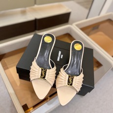 YSL「SAINT LAURENT*」 夏季新品 尖头优雅大气高跟拖鞋 —————————— 尖头设计拉长腿部线条, YSL「SAINT LAURENT*」 夏季新品 尖头优雅大气高跟拖鞋 —————————— 尖头设计拉长腿部线条,