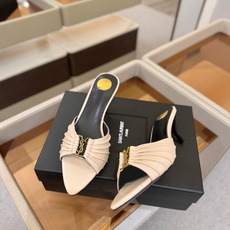 YSL「SAINT LAURENT*」 夏季新品 尖头优雅大气高跟拖鞋 —————————— 尖头设计拉长腿部线条, YSL「SAINT LAURENT*」 夏季新品 尖头优雅大气高跟拖鞋 —————————— 尖头设计拉长腿部线条,