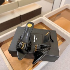 YSL「SAINT LAURENT*」 夏季新品 尖头优雅大气高跟拖鞋 —————————— 尖头设计拉长腿部线条, YSL「SAINT LAURENT*」 夏季新品 尖头优雅大气高跟拖鞋 —————————— 尖头设计拉长腿部线条,