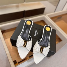 YSL「SAINT LAURENT*」 夏季新品 尖头优雅大气高跟拖鞋 —————————— 尖头设计拉长腿部线条, YSL「SAINT LAURENT*」 夏季新品 尖头优雅大气高跟拖鞋 —————————— 尖头设计拉长腿部线条,
