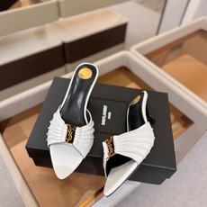 YSL「SAINT LAURENT*」 夏季新品 尖头优雅大气高跟拖鞋 —————————— 尖头设计拉长腿部线条, YSL「SAINT LAURENT*」 夏季新品 尖头优雅大气高跟拖鞋 —————————— 尖头设计拉长腿部线条,