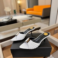 YSL「SAINT LAURENT*」 夏季新品 尖头优雅大气高跟拖鞋 —————————— 尖头设计拉长腿部线条, YSL「SAINT LAURENT*」 夏季新品 尖头优雅大气高跟拖鞋 —————————— 尖头设计拉长腿部线条,