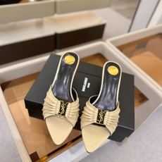 YSL「SAINT LAURENT*」 夏季新品 尖头优雅大气高跟拖鞋 —————————— 尖头设计拉长腿部线条, YSL「SAINT LAURENT*」 夏季新品 尖头优雅大气高跟拖鞋 —————————— 尖头设计拉长腿部线条,
