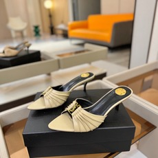 YSL「SAINT LAURENT*」 夏季新品 尖头优雅大气高跟拖鞋 —————————— 尖头设计拉长腿部线条, YSL「SAINT LAURENT*」 夏季新品 尖头优雅大气高跟拖鞋 —————————— 尖头设计拉长腿部线条,