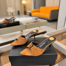 YSL「SAINT LAURENT*」 夏季新品 尖头优雅大气高跟拖鞋 —————————— 尖头设计拉长腿部线条, YSL「SAINT LAURENT*」 夏季新品 尖头优雅大气高跟拖鞋 —————————— 尖头设计拉长腿部线条,