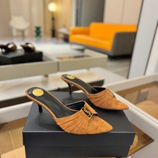 YSL「SAINT LAURENT*」 夏季新品 尖头优雅大气高跟拖鞋 —————————— 尖头设计拉长腿部线条, YSL「SAINT LAURENT*」 夏季新品 尖头优雅大气高跟拖鞋 —————————— 尖头设计拉长腿部线条,