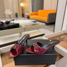 YSL「SAINT LAURENT*」 夏季新品 尖头优雅大气高跟拖鞋 —————————— 尖头设计拉长腿部线条, YSL「SAINT LAURENT*」 夏季新品 尖头优雅大气高跟拖鞋 —————————— 尖头设计拉长腿部线条,