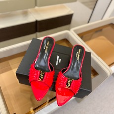 YSL「SAINT LAURENT*」 夏季新品 尖头优雅大气高跟拖鞋 —————————— 尖头设计拉长腿部线条, YSL「SAINT LAURENT*」 夏季新品 尖头优雅大气高跟拖鞋 —————————— 尖头设计拉长腿部线条,