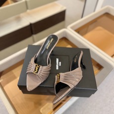 YSL「SAINT LAURENT*」 夏季新品 尖头优雅大气高跟拖鞋 —————————— 尖头设计拉长腿部线条, YSL「SAINT LAURENT*」 夏季新品 尖头优雅大气高跟拖鞋 —————————— 尖头设计拉长腿部线条,