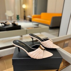 YSL「SAINT LAURENT*」 夏季新品 尖头优雅大气高跟拖鞋 —————————— 尖头设计拉长腿部线条, YSL「SAINT LAURENT*」 夏季新品 尖头优雅大气高跟拖鞋 —————————— 尖头设计拉长腿部线条,