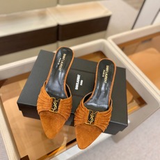 YSL「SAINT LAURENT*」 夏季新品 尖头优雅大气高跟拖鞋 —————————— 尖头设计拉长腿部线条, YSL「SAINT LAURENT*」 夏季新品 尖头优雅大气高跟拖鞋 —————————— 尖头设计拉长腿部线条,