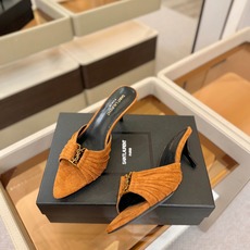 YSL「SAINT LAURENT*」 夏季新品 尖头优雅大气高跟拖鞋 —————————— 尖头设计拉长腿部线条, YSL「SAINT LAURENT*」 夏季新品 尖头优雅大气高跟拖鞋 —————————— 尖头设计拉长腿部线条,