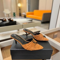 YSL「SAINT LAURENT*」 夏季新品 尖头优雅大气高跟拖鞋 —————————— 尖头设计拉长腿部线条, YSL「SAINT LAURENT*」 夏季新品 尖头优雅大气高跟拖鞋 —————————— 尖头设计拉长腿部线条,