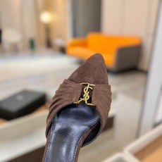 YSL「SAINT LAURENT*」 夏季新品 尖头优雅大气高跟拖鞋 —————————— 尖头设计拉长腿部线条, YSL「SAINT LAURENT*」 夏季新品 尖头优雅大气高跟拖鞋 —————————— 尖头设计拉长腿部线条,