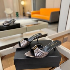 YSL「SAINT LAURENT*」 夏季新品 尖头优雅大气高跟拖鞋 —————————— 尖头设计拉长腿部线条, YSL「SAINT LAURENT*」 夏季新品 尖头优雅大气高跟拖鞋 —————————— 尖头设计拉长腿部线条,