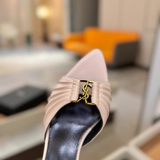 YSL「SAINT LAURENT*」 夏季新品 尖头优雅大气高跟拖鞋 —————————— 尖头设计拉长腿部线条, YSL「SAINT LAURENT*」 夏季新品 尖头优雅大气高跟拖鞋 —————————— 尖头设计拉长腿部线条,