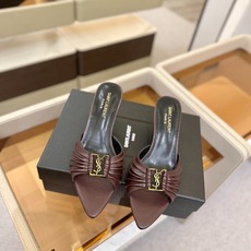 YSL「SAINT LAURENT*」 夏季新品 尖头优雅大气高跟拖鞋 —————————— 尖头设计拉长腿部线条, YSL「SAINT LAURENT*」 夏季新品 尖头优雅大气高跟拖鞋 —————————— 尖头设计拉长腿部线条,