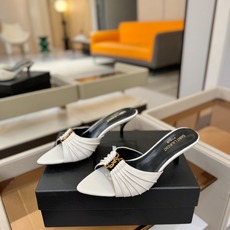 YSL「SAINT LAURENT*」 夏季新品 尖头优雅大气高跟拖鞋 —————————— 尖头设计拉长腿部线条, YSL「SAINT LAURENT*」 夏季新品 尖头优雅大气高跟拖鞋 —————————— 尖头设计拉长腿部线条,