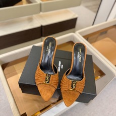 YSL「SAINT LAURENT*」 夏季新品 尖头优雅大气高跟拖鞋 —————————— 尖头设计拉长腿部线条, YSL「SAINT LAURENT*」 夏季新品 尖头优雅大气高跟拖鞋 —————————— 尖头设计拉长腿部线条,