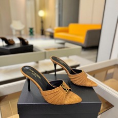 YSL「SAINT LAURENT*」 夏季新品 尖头优雅大气高跟拖鞋 —————————— 尖头设计拉长腿部线条, YSL「SAINT LAURENT*」 夏季新品 尖头优雅大气高跟拖鞋 —————————— 尖头设计拉长腿部线条,
