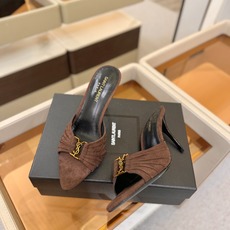 YSL「SAINT LAURENT*」 夏季新品 尖头优雅大气高跟拖鞋 —————————— 尖头设计拉长腿部线条, YSL「SAINT LAURENT*」 夏季新品 尖头优雅大气高跟拖鞋 —————————— 尖头设计拉长腿部线条,